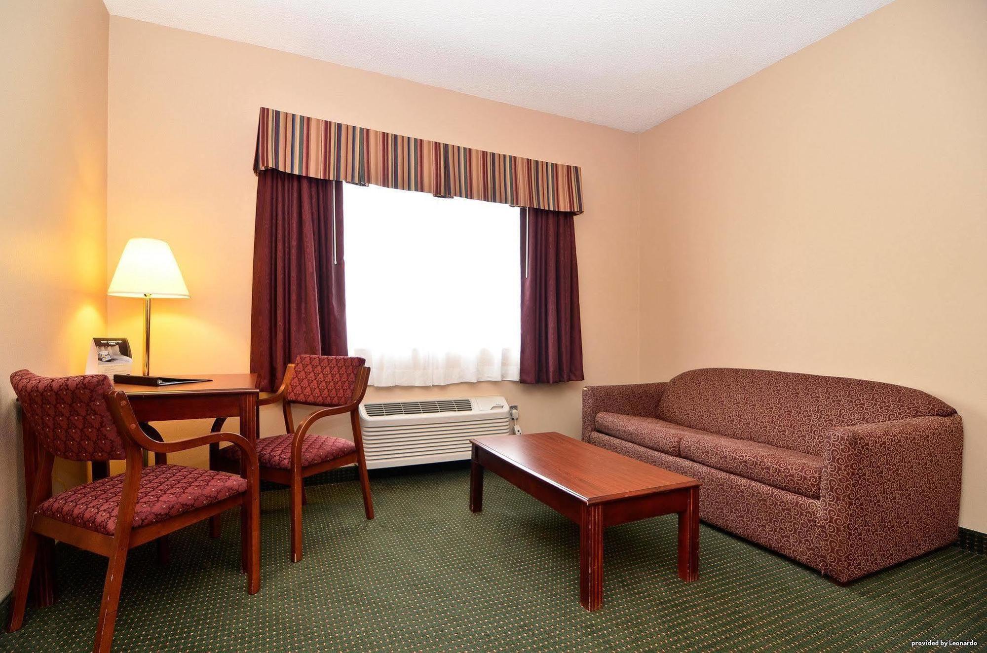Americas Best Value Inn Wiggins Oda fotoğraf