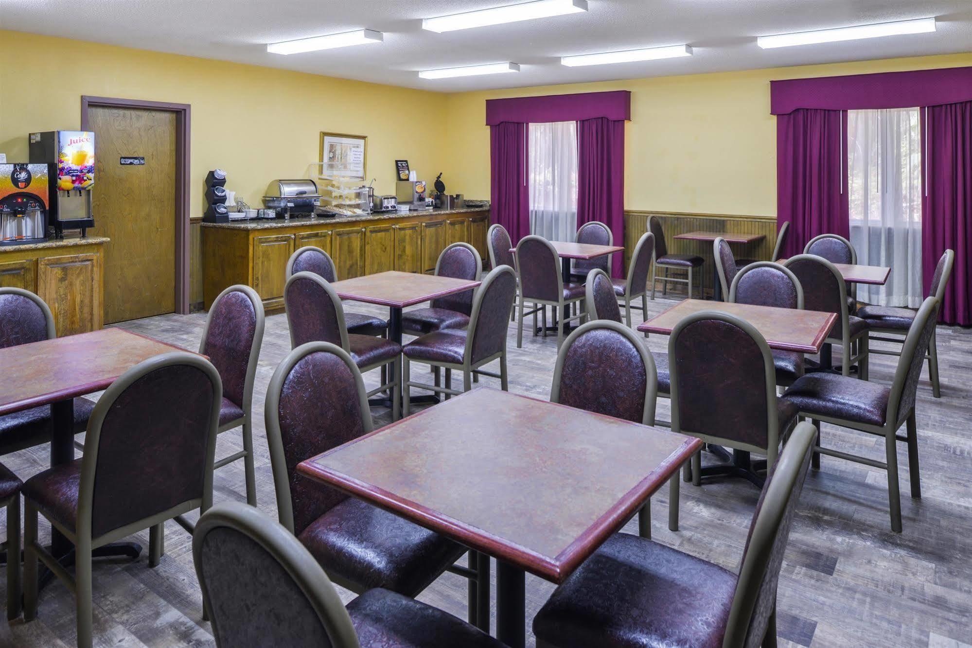 Americas Best Value Inn Wiggins Dış mekan fotoğraf